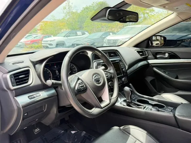 Nissan Maxima photo 22