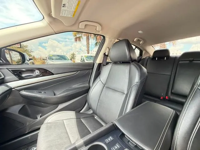 Nissan Maxima photo 25