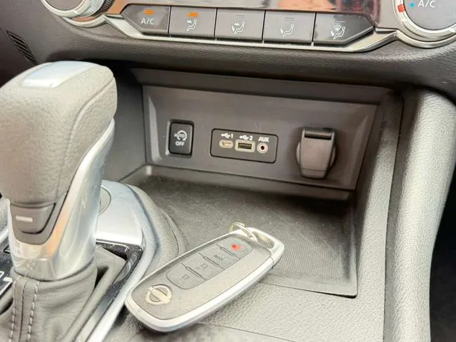 Nissan Sentra photo 24