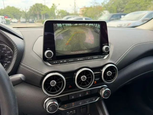 Nissan Sentra photo 23