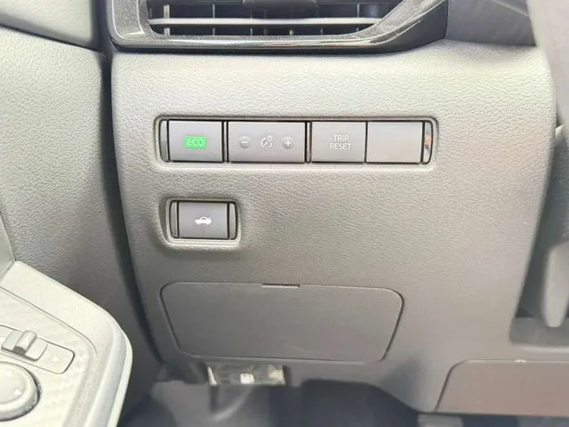 Nissan Sentra photo 17