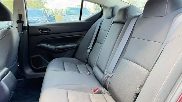 Nissan Altima photo 27