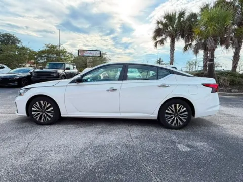 More photos of 2025 Nissan Altima 2.5 SV at Auto Gallery Jacksonville, FL