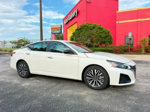 White 2025 Nissan Altima 2.5 SV for sale in Jacksonville, FL