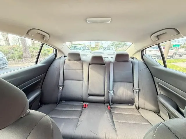 Nissan Altima photo 27