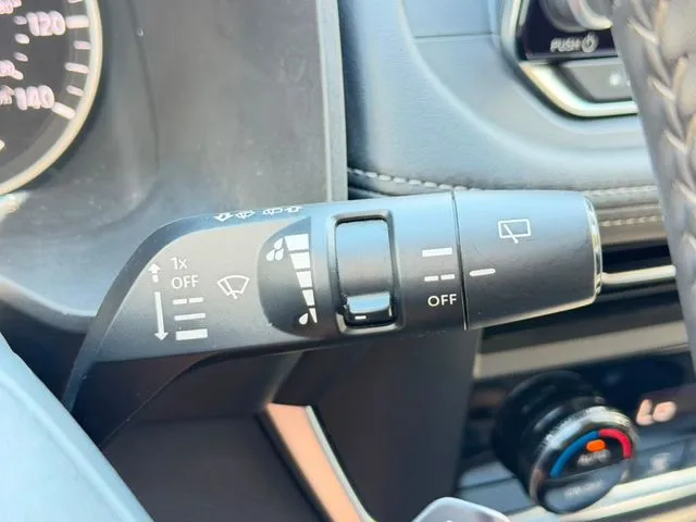 Nissan Rogue photo 29