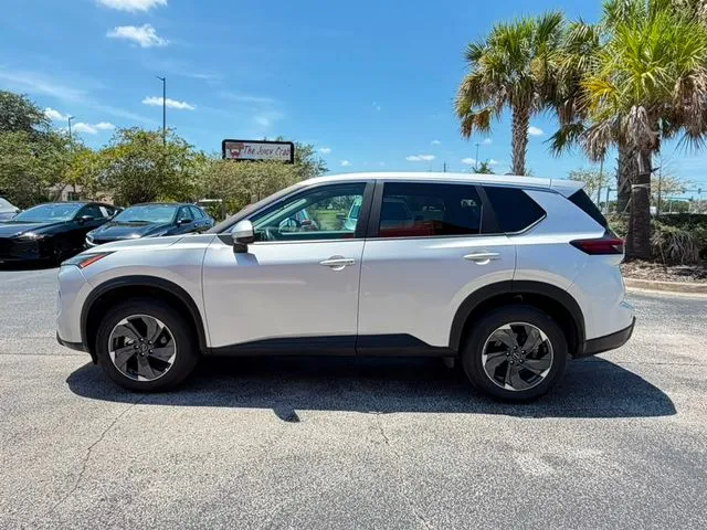 Nissan Rogue photo 5
