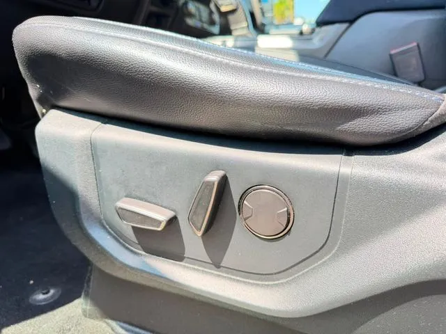 Ford F-150 photo 21