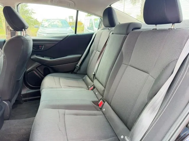 Subaru Legacy photo 23