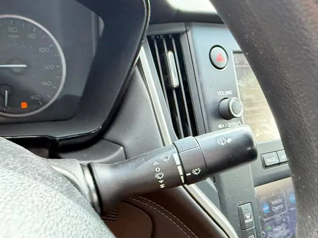 Subaru Legacy photo 19