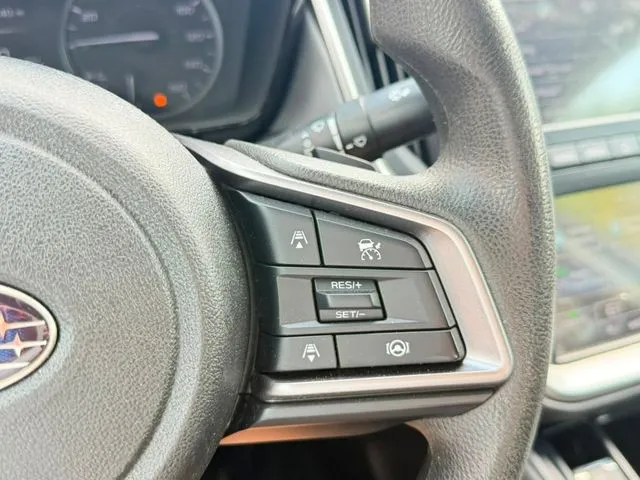 Subaru Legacy photo 18