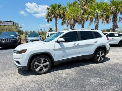 Another view of 2019 Jeep Cherokee Limited for sale in Jacksonville, FL at Auto Gallery Jacksonville