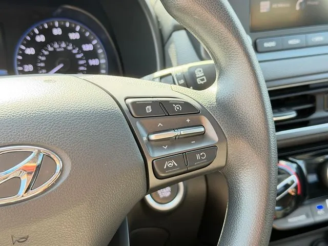 Hyundai Kona photo 17