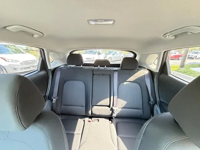 Hyundai Kona photo 28