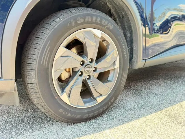 Nissan Rogue photo 12