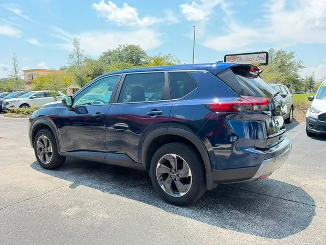 Nissan Rogue photo 7