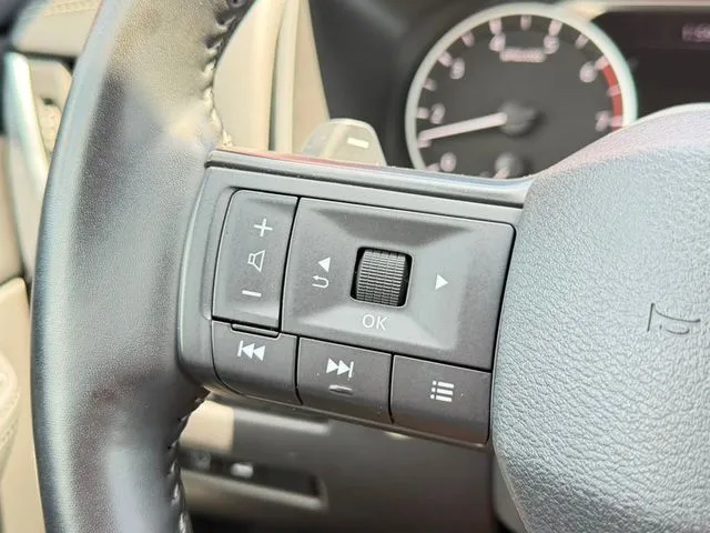 Nissan Rogue photo 22