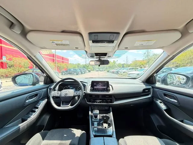 Nissan Rogue photo 21