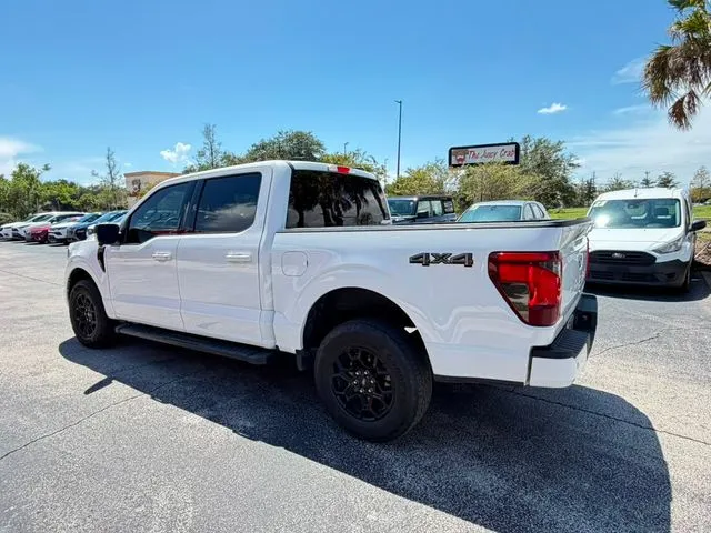 Ford F-150 photo 7
