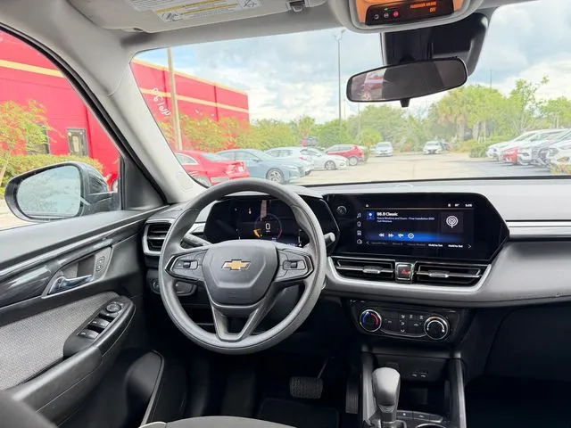 Chevrolet Trailblazer photo 13