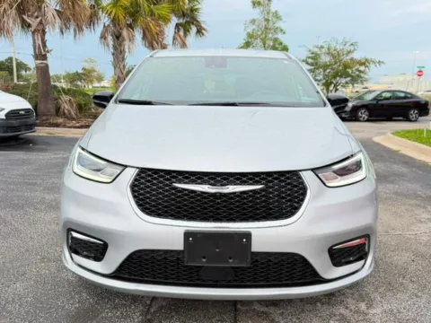 Photos of 2026 Chrysler Pacifica Select for sale in Jacksonville, FL at Auto Gallery Jacksonville