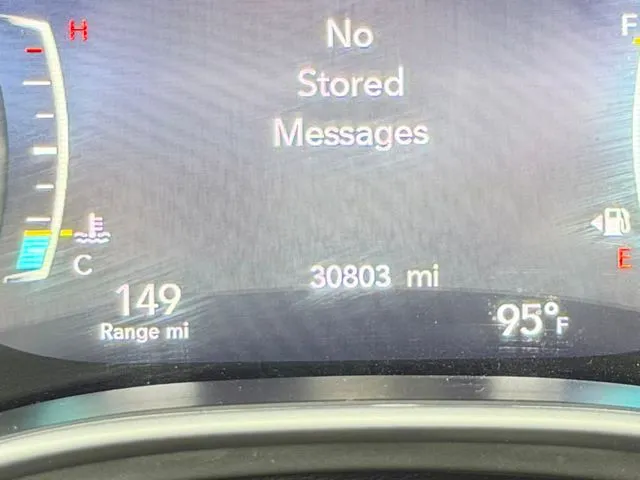Chrysler Pacifica photo 15