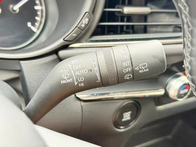Mazda CX-30 photo 21