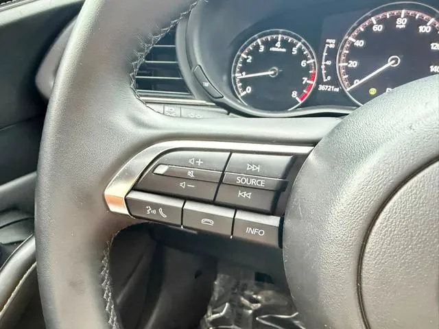Mazda CX-30 photo 18