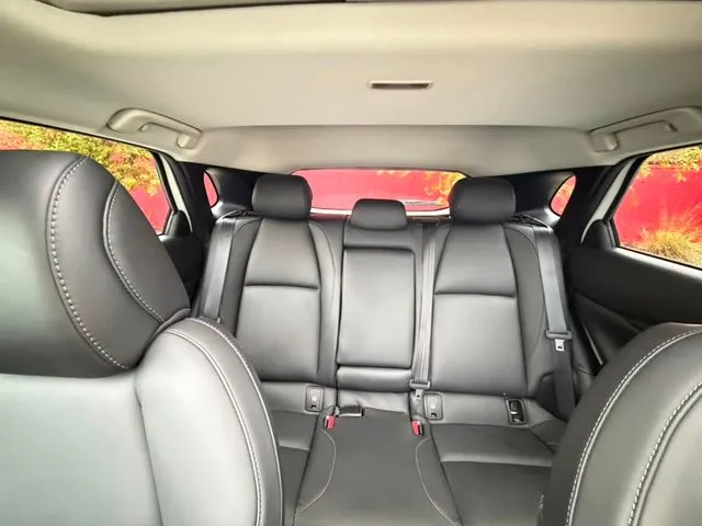 Mazda CX-30 photo 29