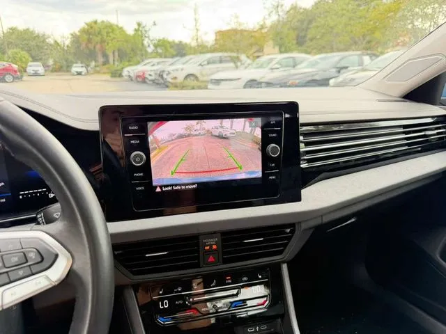 Volkswagen Jetta photo 20