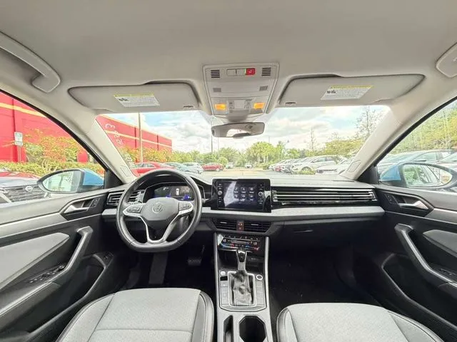 Volkswagen Jetta photo 25