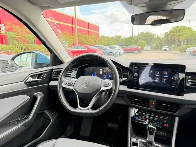 Volkswagen Jetta photo 12