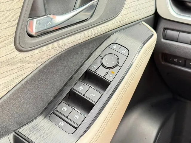 Nissan Rogue photo 13
