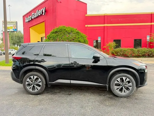 Nissan Rogue photo 4