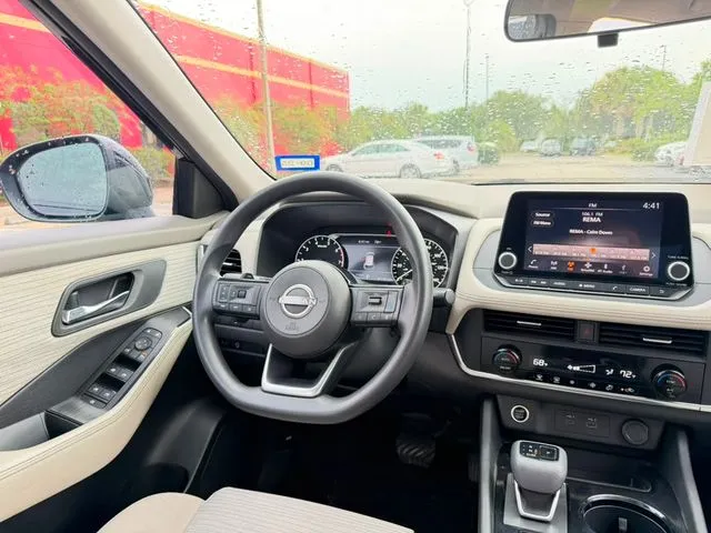 Nissan Rogue photo 12