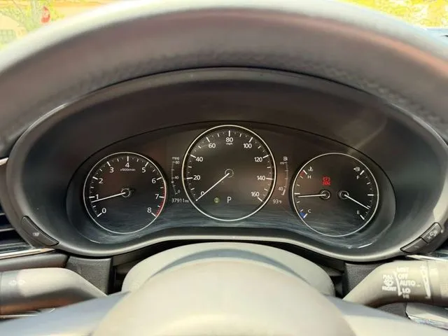Mazda CX-30 photo 15
