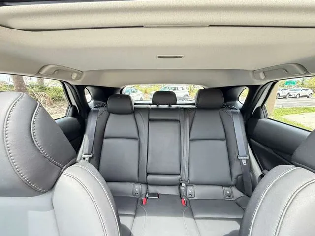 Mazda CX-30 photo 24