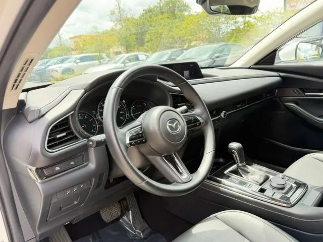 Mazda CX-30 photo 26