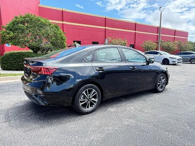 Kia Forte photo 6