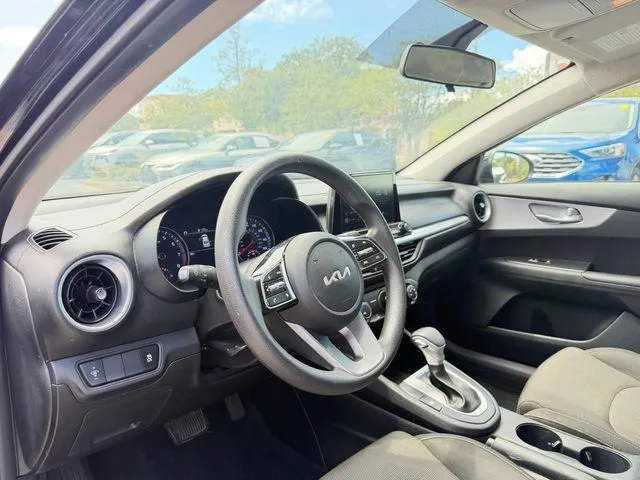 Kia Forte photo 11