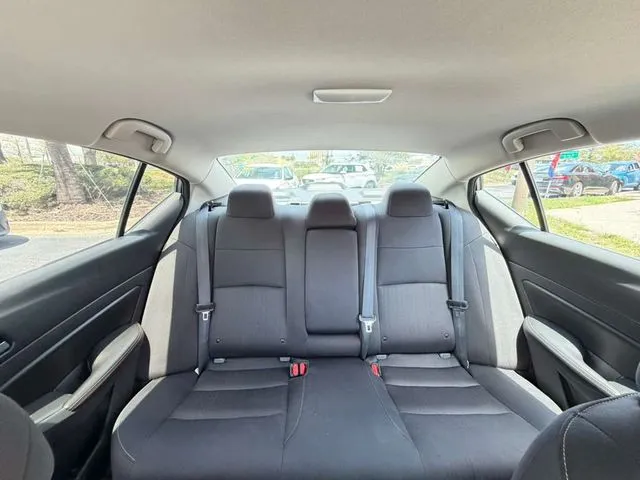 Nissan Altima photo 27
