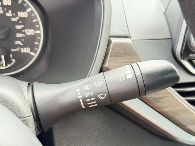 Nissan Altima photo 18