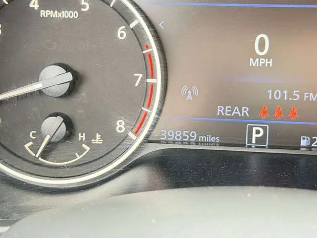 Nissan Altima photo 14
