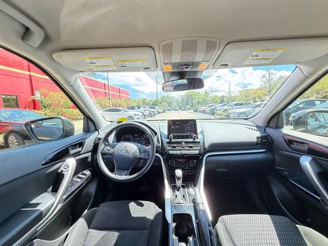 Mitsubishi Eclipse Cross photo 24