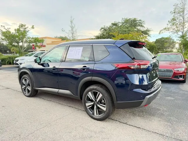 Nissan Rogue photo 7