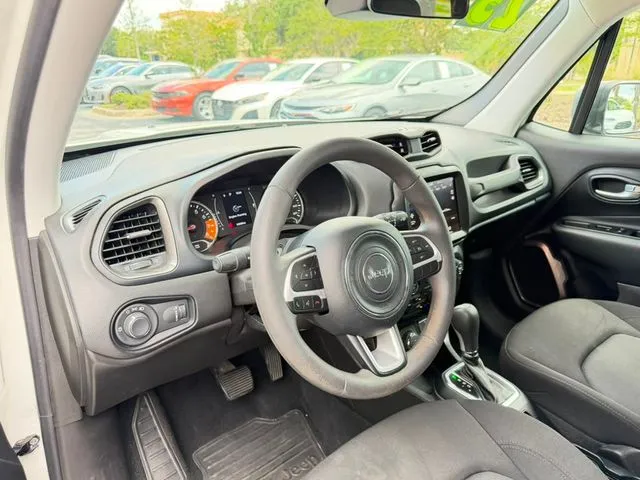 Jeep Renegade photo 19