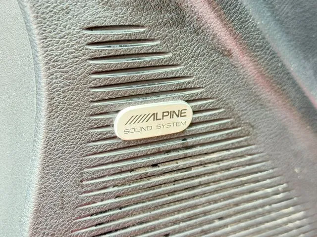 Dodge Challenger photo 17