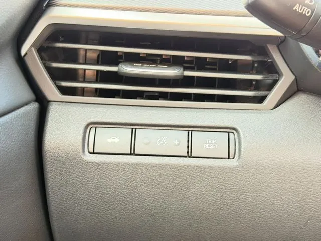 Nissan Altima photo 13