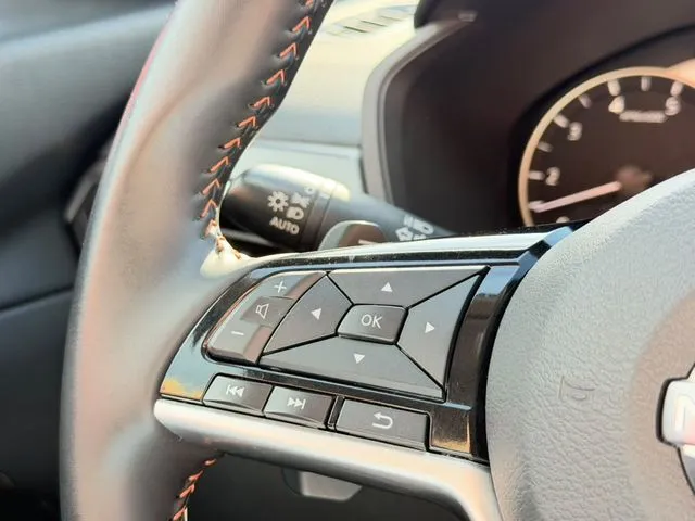 Nissan Altima photo 16
