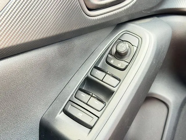 Subaru Crosstrek photo 19